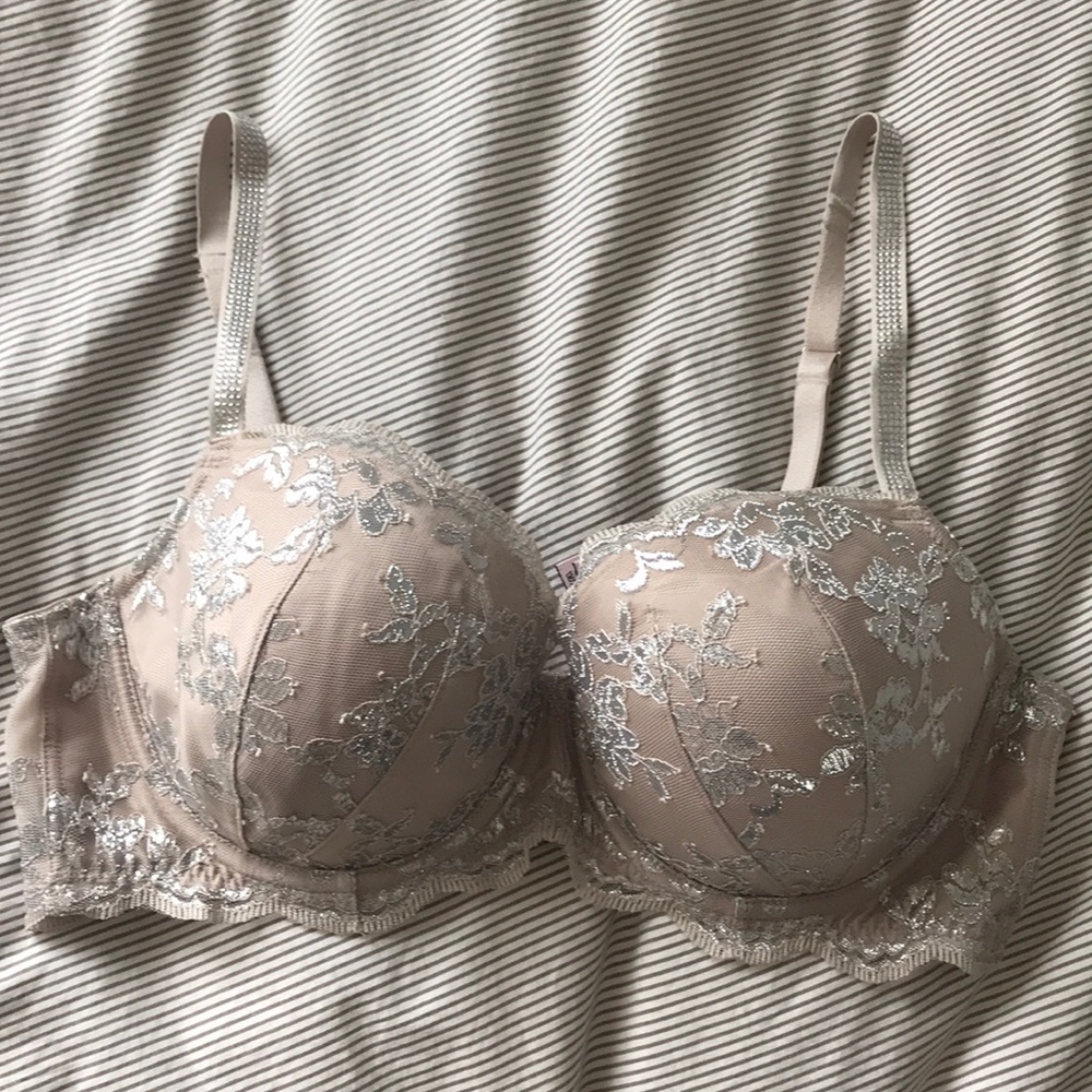 victoria secret bra